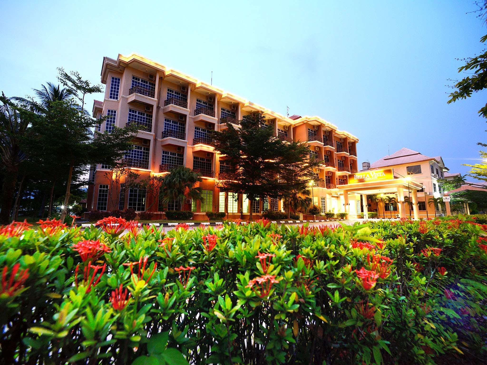 Bella Vista Express Hotel Pantai Cenang  Exterior foto