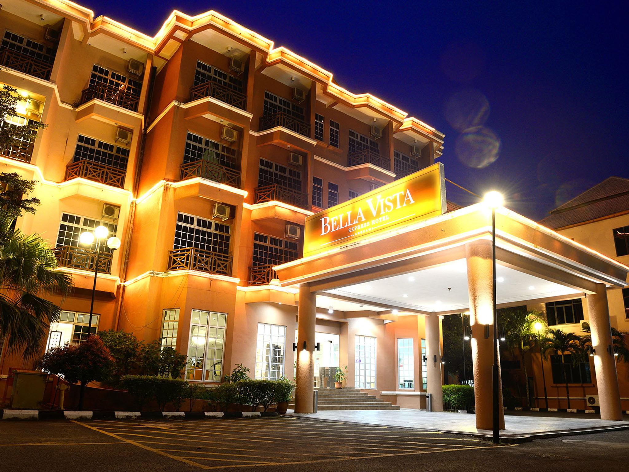 Bella Vista Express Hotel Pantai Cenang  Exterior foto